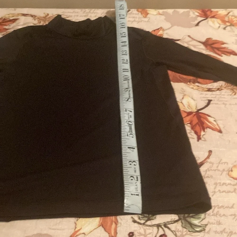 Old Navy Active Long Sleeve Black Shirt